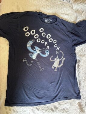 Vintage tee TV show “Regular Show”
Image of Mordecai and Rigby
